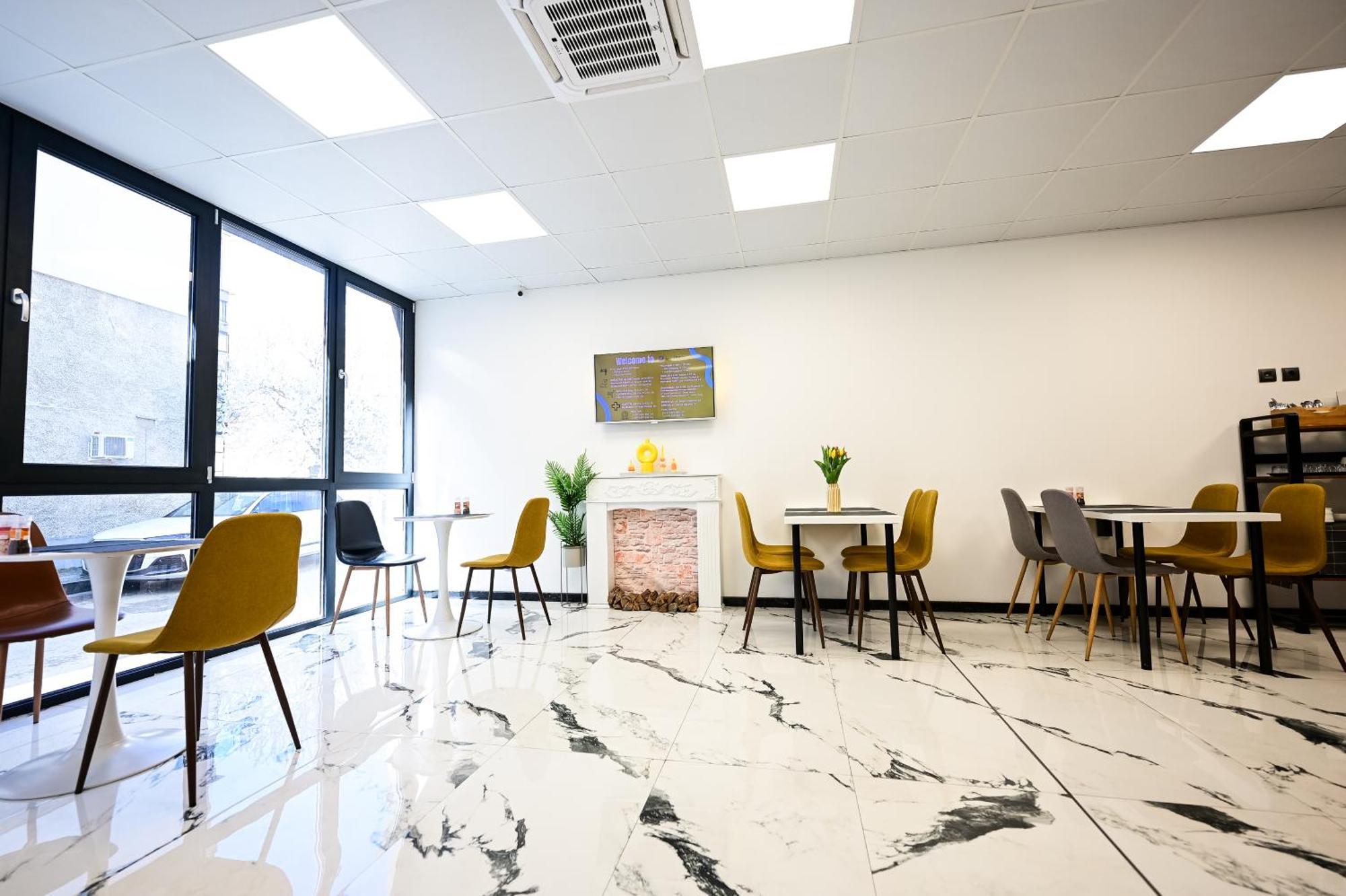Rubo Hotel Shumen Bagian luar foto